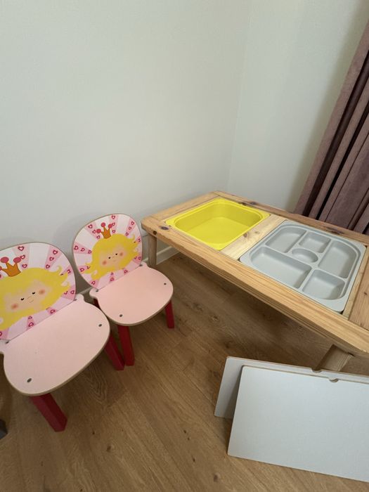 Masa FLISAT cu scaunele