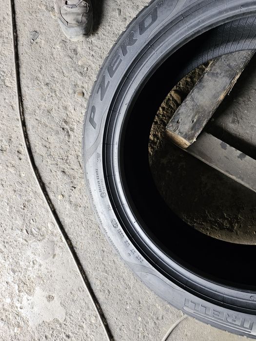 1 anvelopa vara 235 45 18 Pirelli