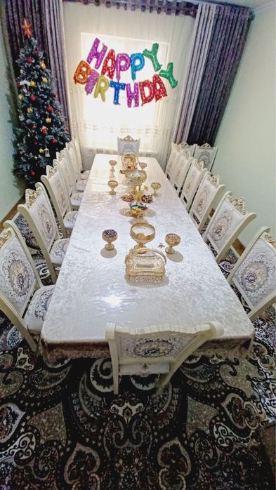 Stol stul 16kishilik sotiladi.