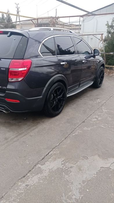 Продам Chevrolet Captiva 3+