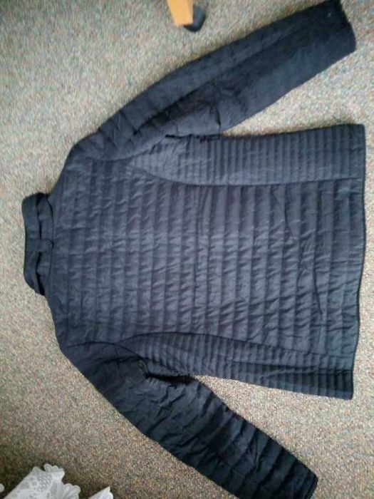 Geacă Lejeră Neagră Matlasată MITNO Roma Căptușeală Florală -L Fit S/M