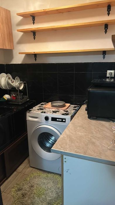 Дава се под наем Етаж от къща в Септември - 68 кв.м за 248.88 € - Снимка #2