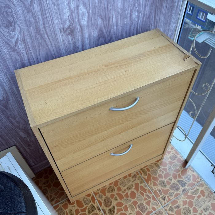 Продам обувницу