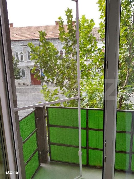 Apartament 2 camere, 45 mp, balcon, zona strazii Horea, Facultatea de