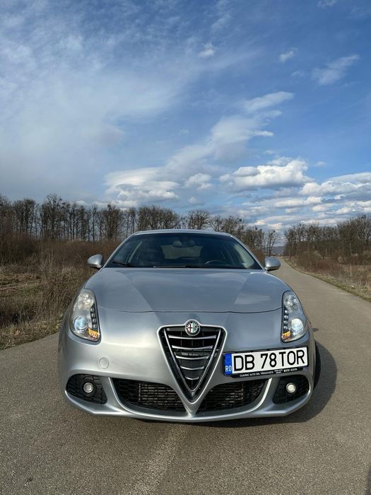 Vând Alfa Romeo Giulietta 2.0,170 2010