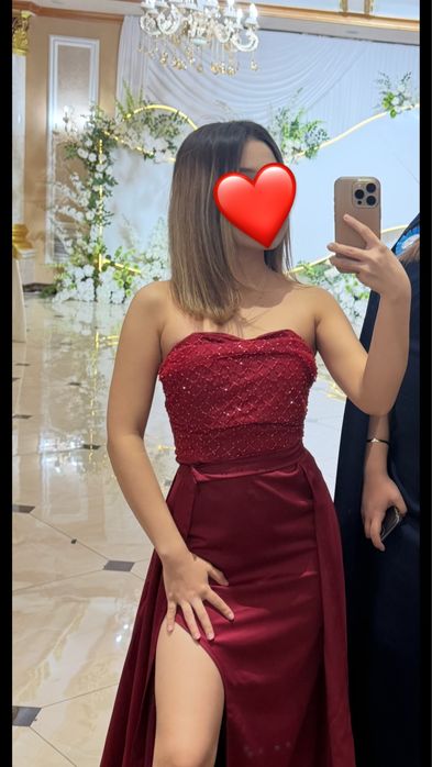 Вечернее платье