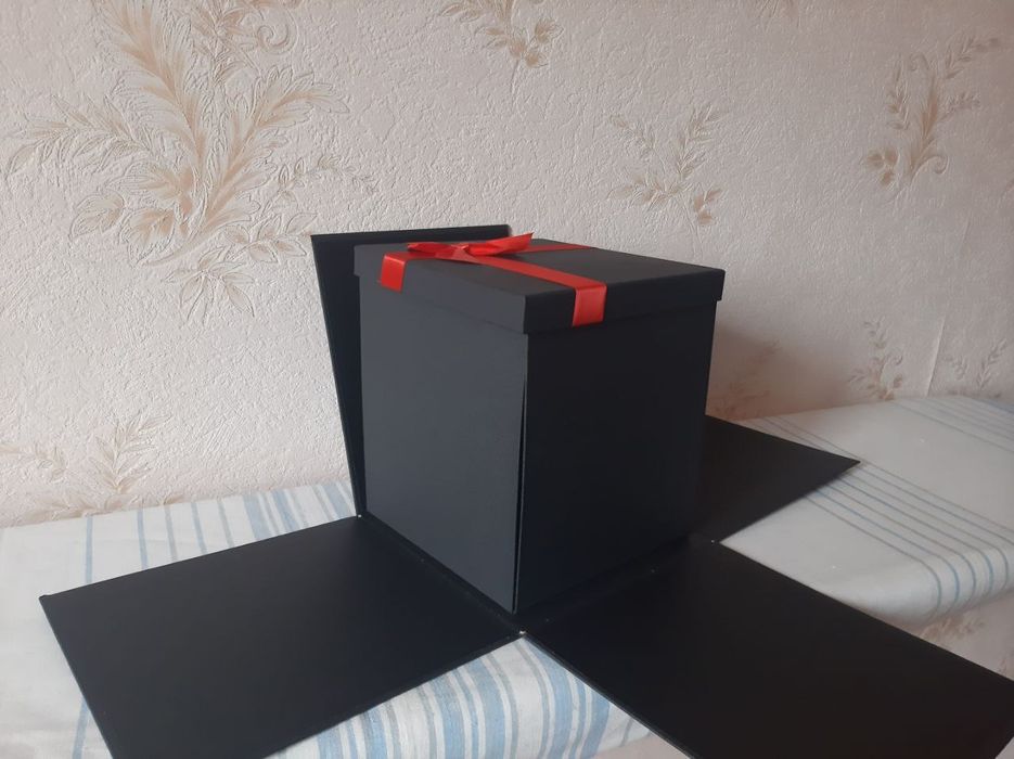 Коробка-раскрывашки для подарка