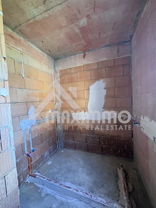 Продава се Тристаен апартамент в Варна, Виница - 107 кв.м за 738 €/кв.м - Снимка #6