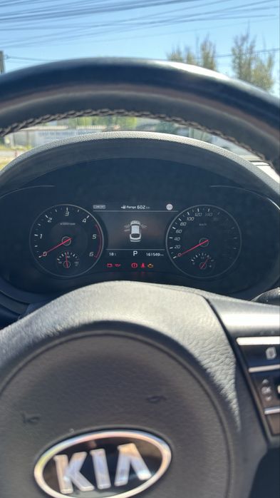 se vinde Kia Stinger GT Line AWD