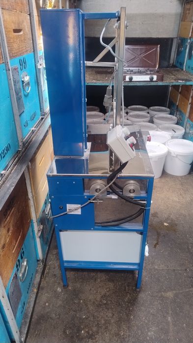 Vând descapacitor   rame  aproape nou, automat  220v