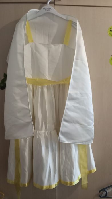 Продам новое платье