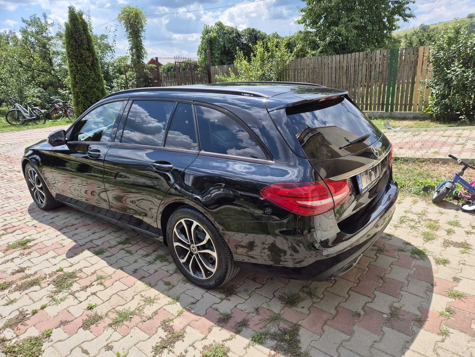 Mercedes Benz C-Class 2017