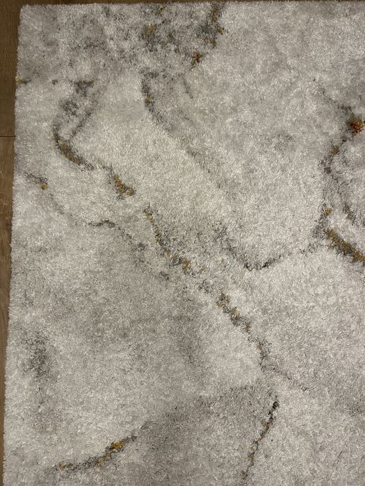 Килим 230х160 бял с ефект на мрамор