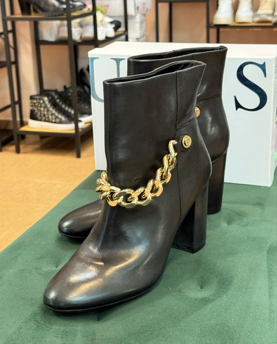 Дамски боти GUESS  Gold  естествена кожа