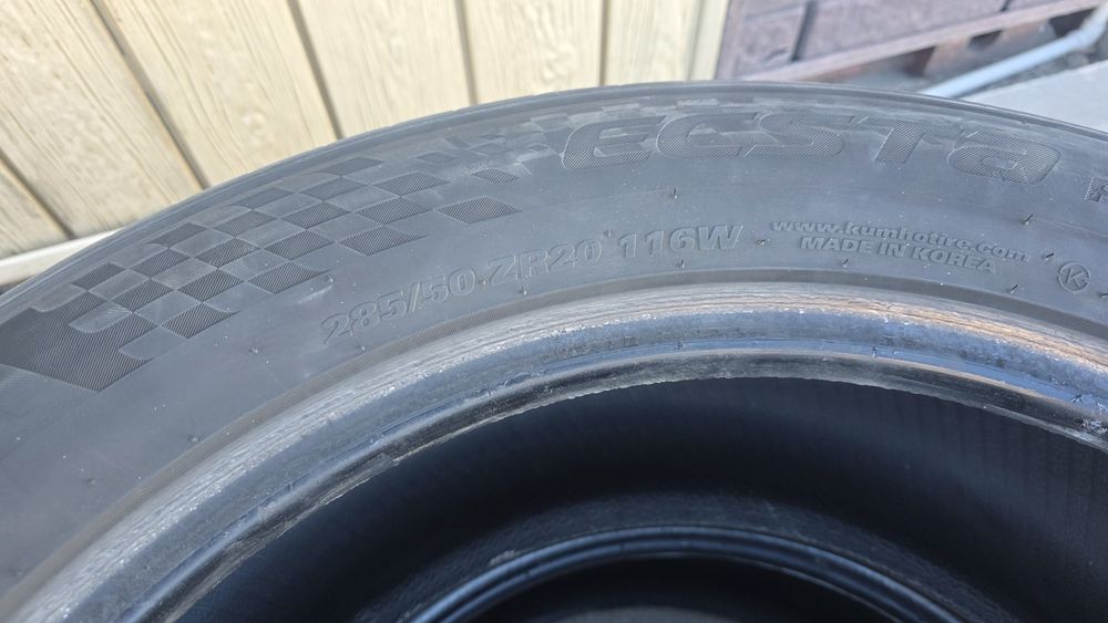 Летние шины Kumho Ecsta 285/50/20