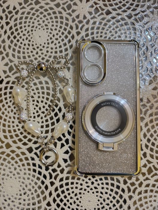 Продавам луксозен кейс за Huawei Nova 9