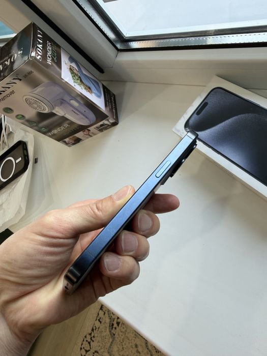 Iphone 15pro Blue Titanium