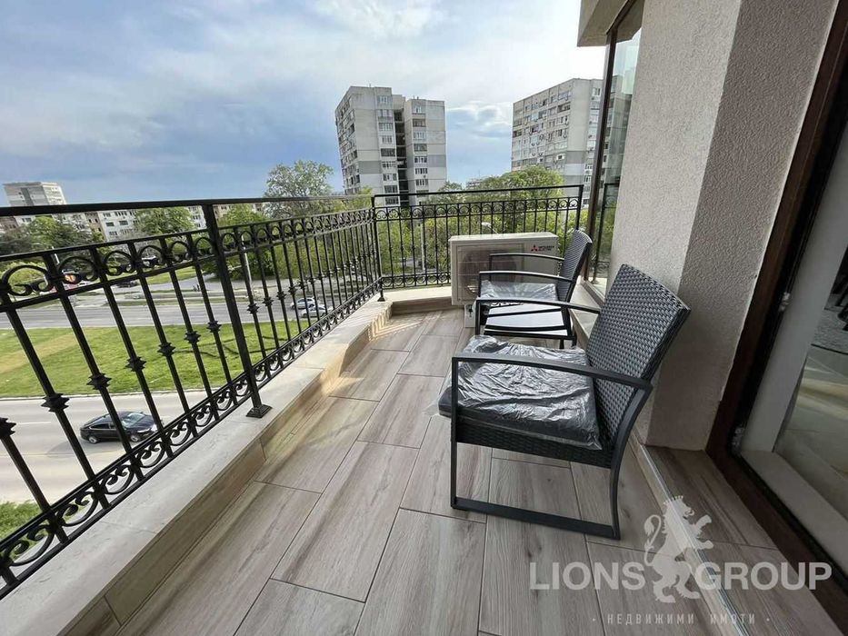 Дава се под наем Тристаен апартамент в Варна, Бриз - 110 кв.м за 1300 € - Снимка #19