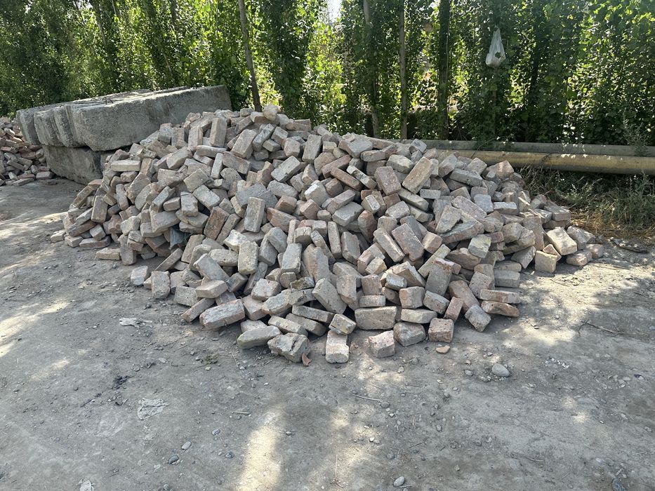 Кирпич. Pishgan Gisht