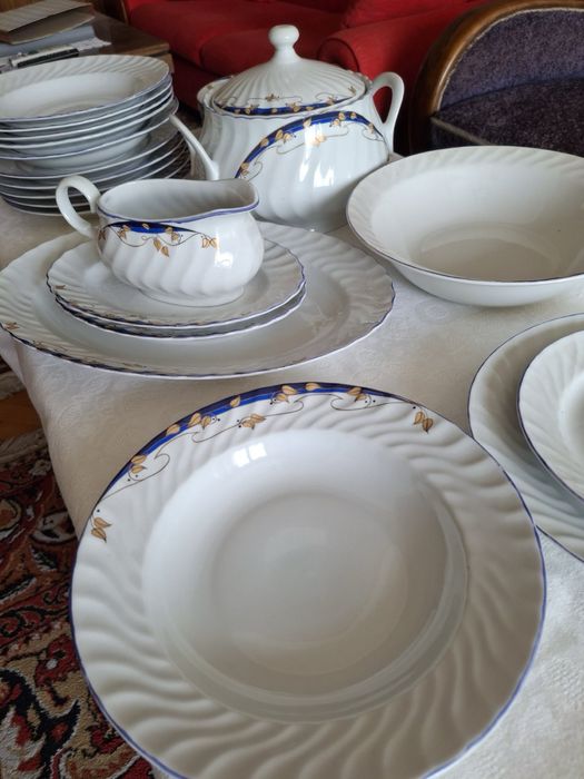 Порцеланов сервиз за хранене 24 части