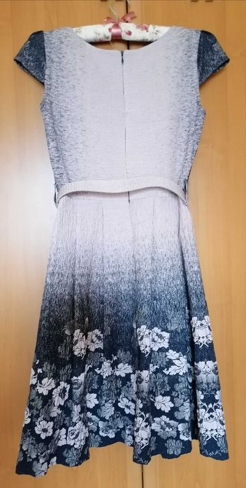 Rochie eleganta din jaquard marime 36