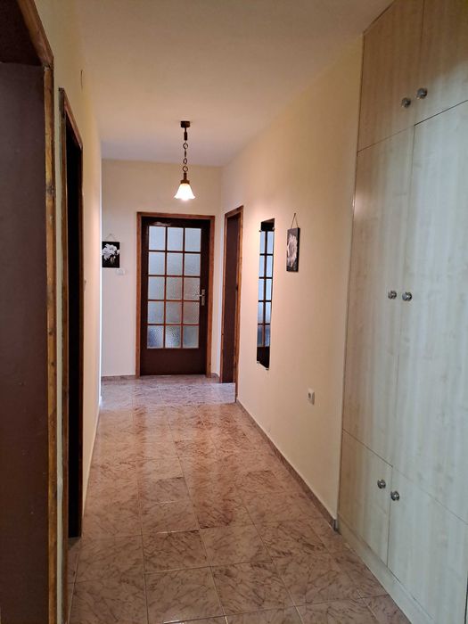 Дава се под наем Тристаен апартамент в Плевен, Широк център - 100 кв.м за 306 € - Снимка #6