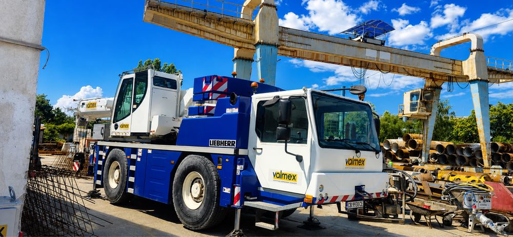 Автокран под наем Liebherr LTM 1030-2.1 30 тона