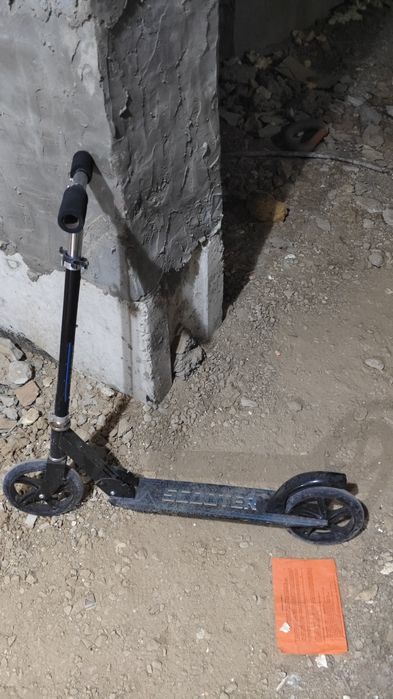 Детский старый самокат