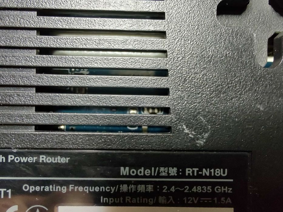 Router Gigabit Asus RT-N18U 2.4GHz 600Mbps High Power Ethernet USB 3.0