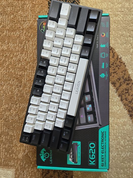 ОТДАМ ЗА 5К Продам игровые механическую и мембраную клавиатуры б/у