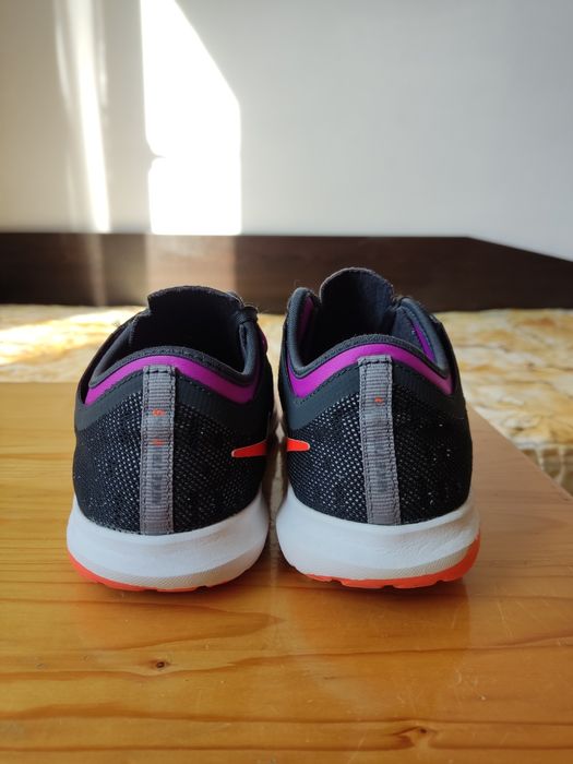 Маратонки Nike Fitsole N:38