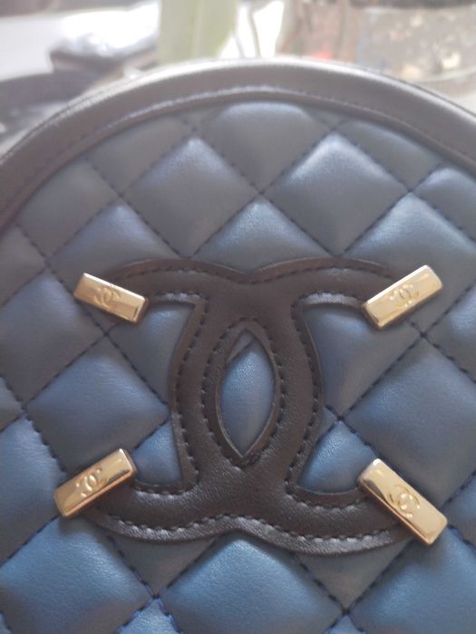 Кръгла чанта Chanel