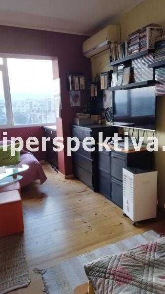 Продава се Двустаен апартамент в Пловдив, Христо Смирненски - 40 кв.м за 1014 €/кв.м - Снимка #1
