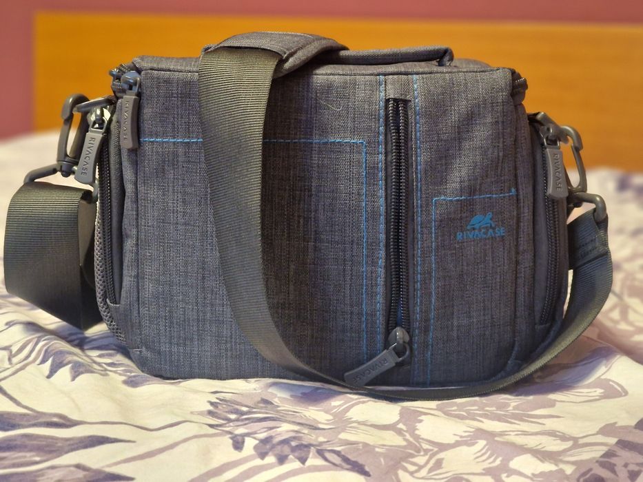 Rivacase чанта за фотоапарат SLR