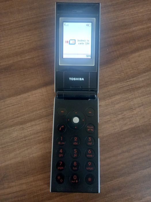 Телефон бижу Toshiba