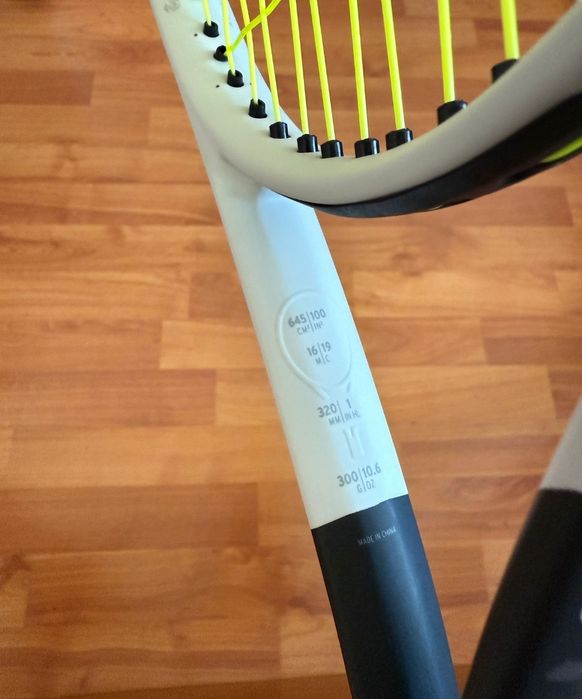 Vând rachetă nouă tenis Head Speed model 2024