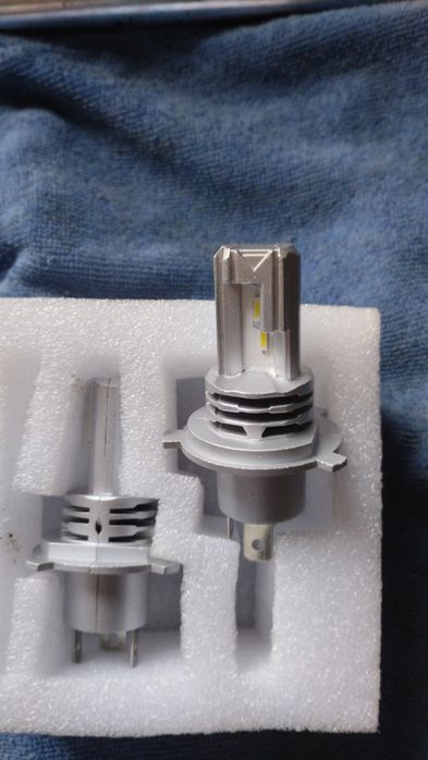 Лампы LED, цоколь H4