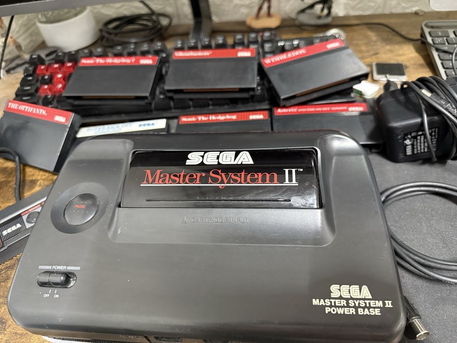 Consola Sega Master System 2 plus 7 jocuri