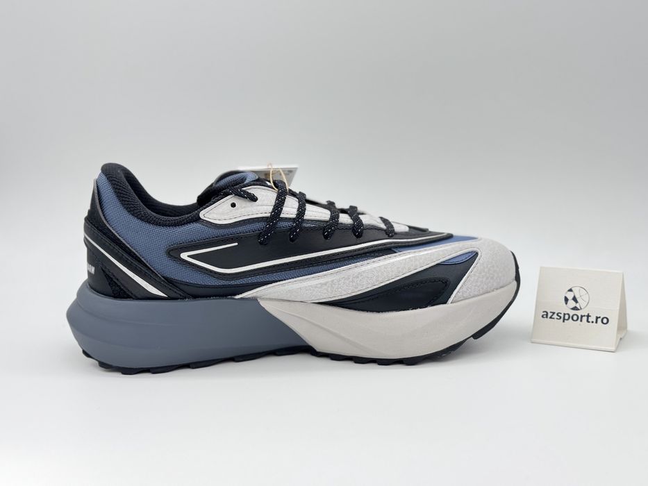 Adidas Lightblaze ATR (Water Repellent) Noi Originali Marimi: 40 2/3; 42; 42 2/3; 43 1/3; 44; 44 2/3; 45 1/3