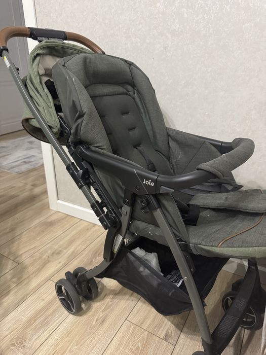 Продам детскую коляску