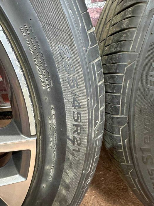 Janta AUDI Q7 Q8 j10 285 45 R21 Hankook