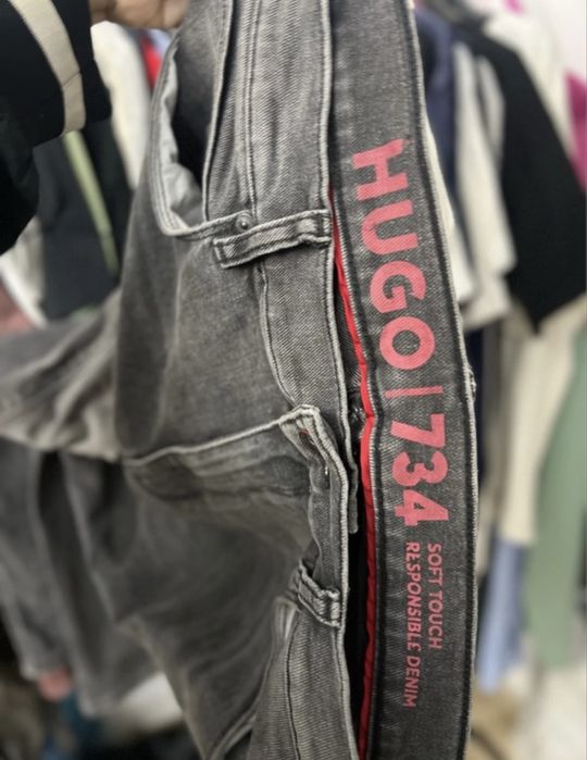 Blugi hugo negri