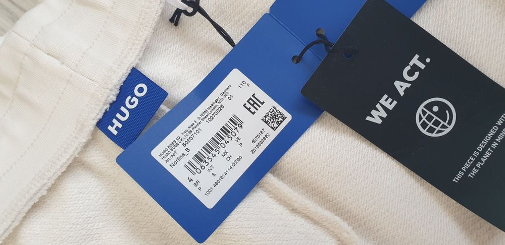 Hugo Boss Cotton Short / S НОВО! ОРИГИНАЛ! Дамски Къси Панталони!