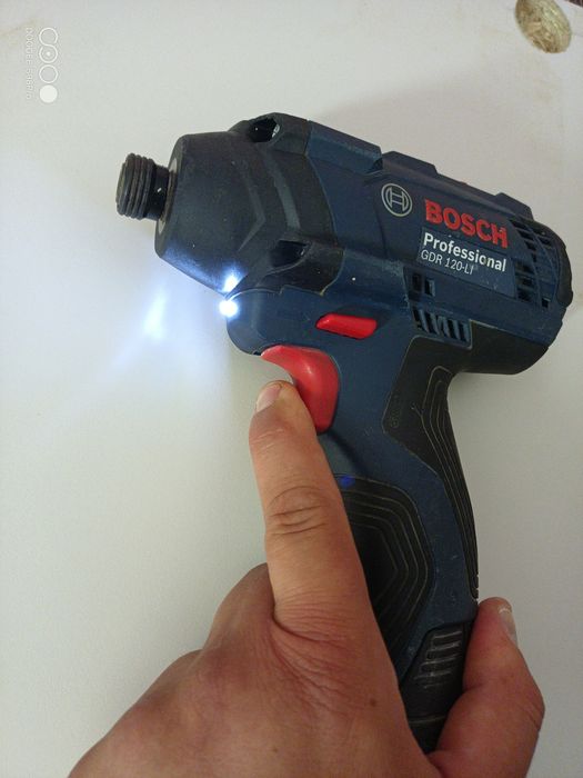 Импакт Bosch 12 V