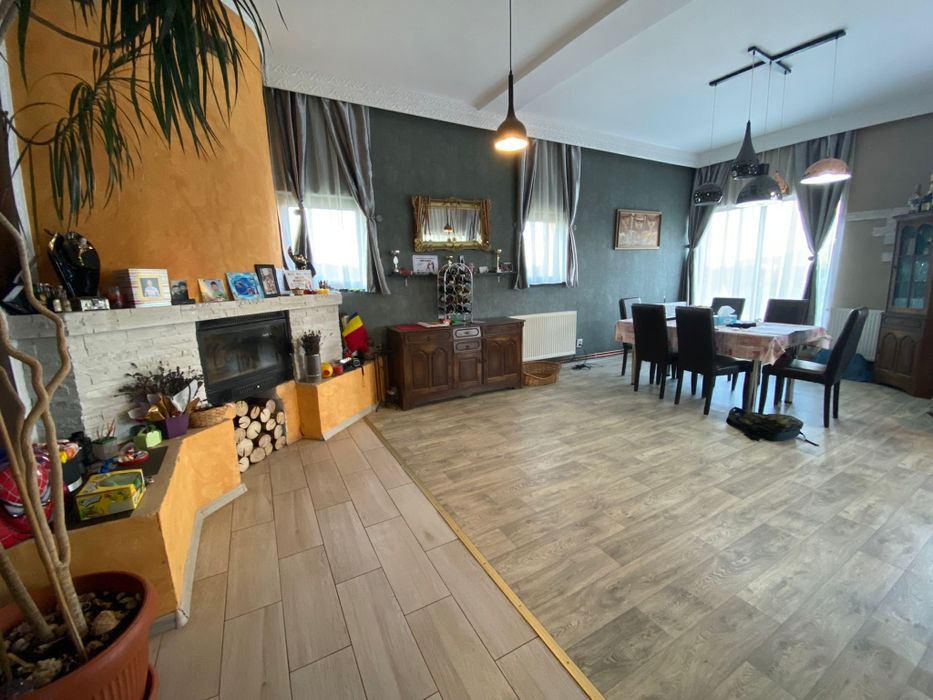 Inchiriez casa in Sălicea