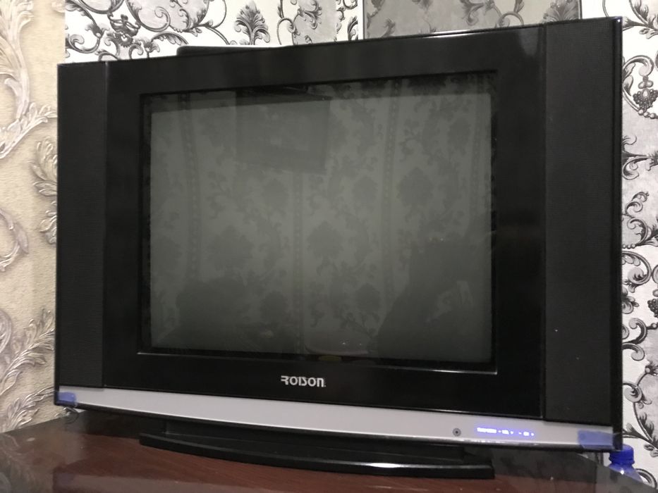 Televizorlar sotiladi