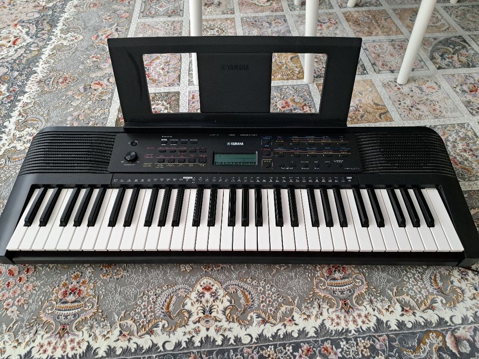 Синтезатор YAMAHA E273