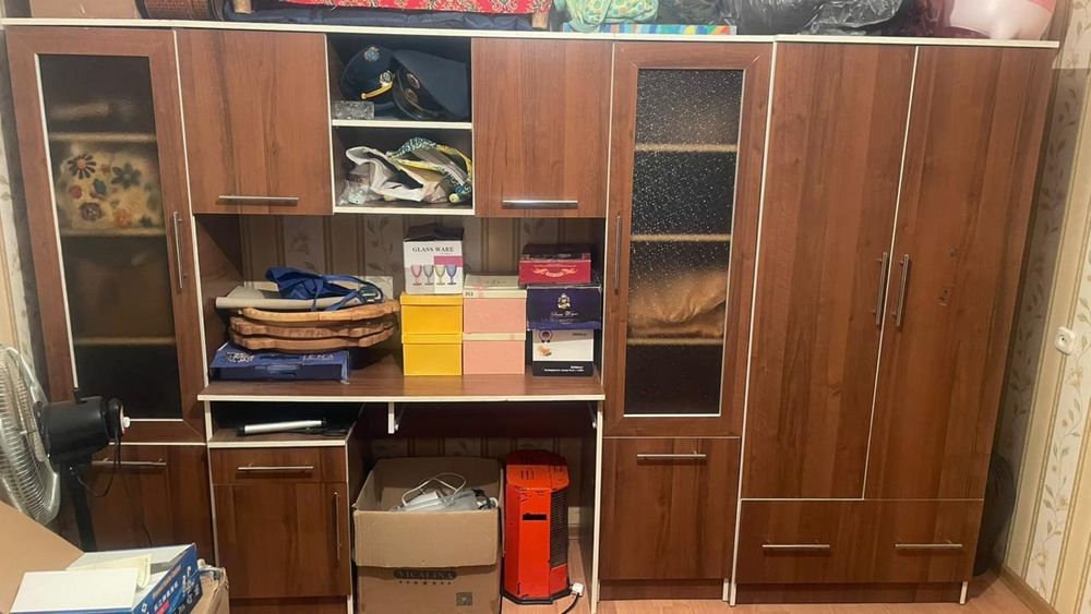 Детский шкаф, плательный,+ парта