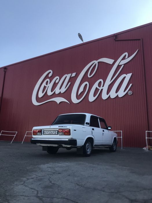 Vaz 2107 sotiladi