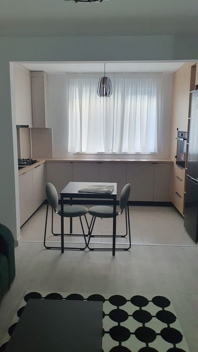 Închiriez apartament 2 camere Hils Brauner